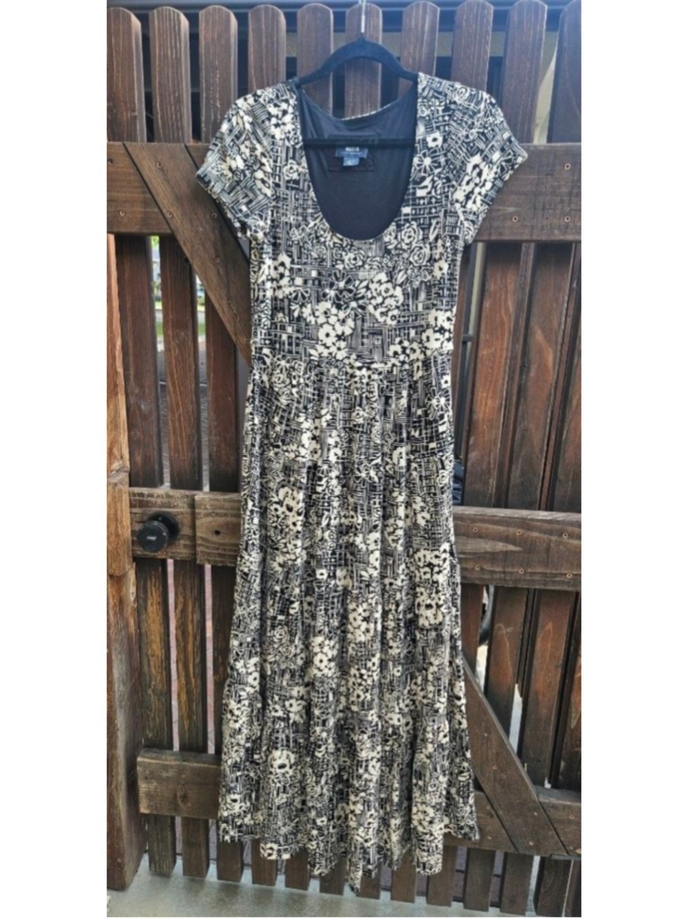 Maeve Anthropologie Catalina Black Floral Boho Tiered Flowy Maxi Dress Small - Picture 2 of 6